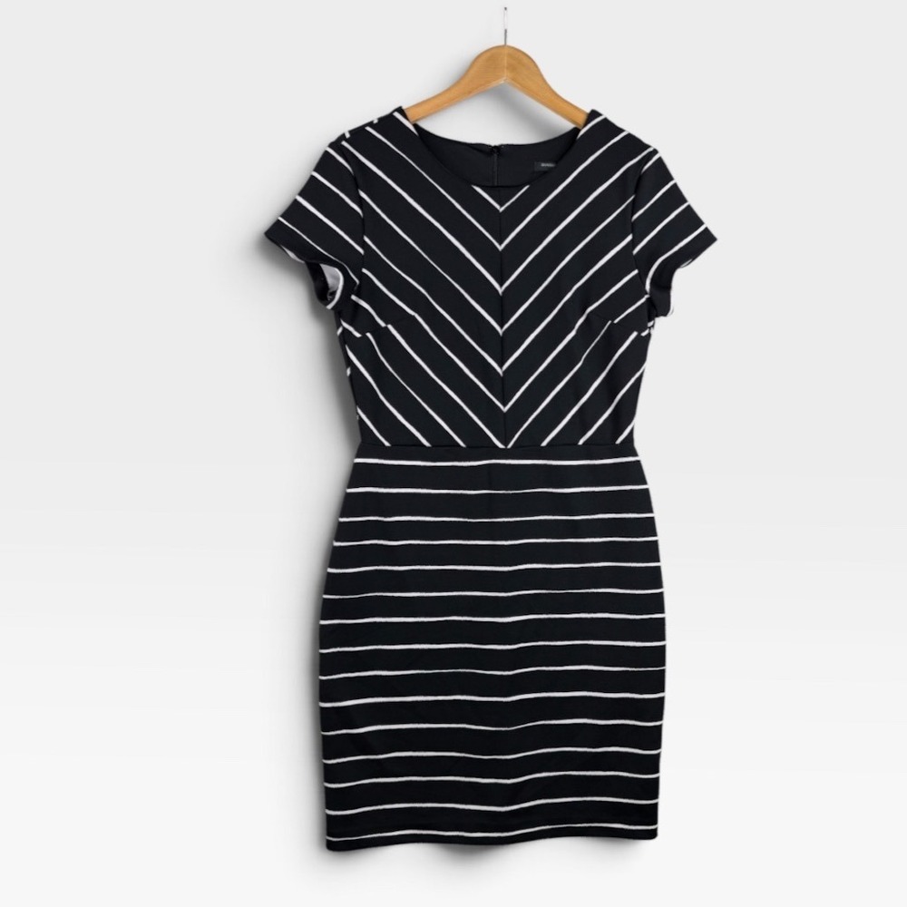 Banana Republic Womens Mixed Stripe Ponte Sheath Dress Size 10 Black White
